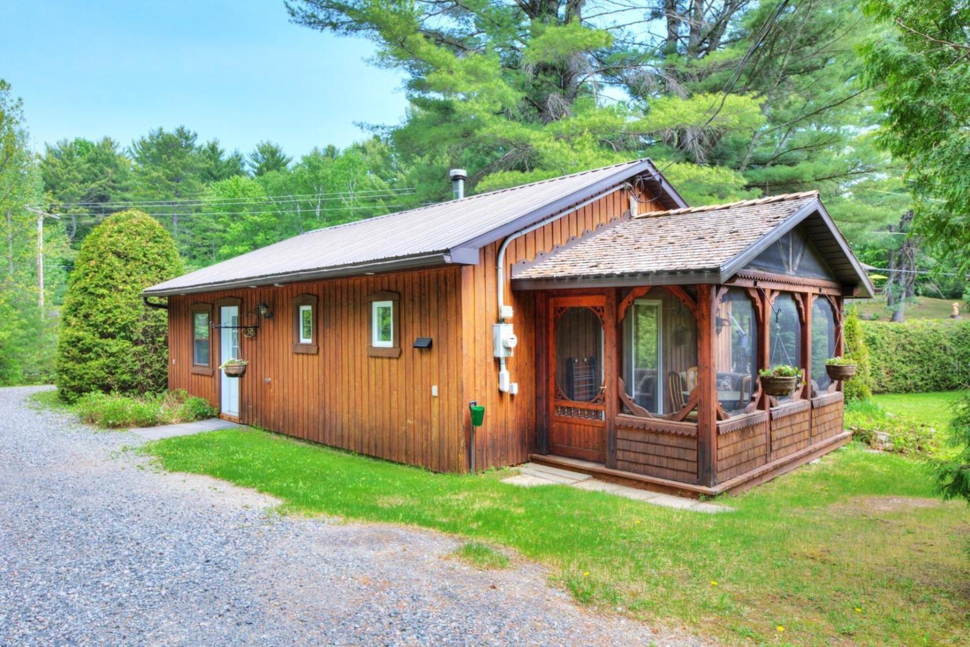 Domaine Chalets Des Pins Rawdon Luaran gambar
